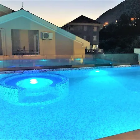 Apartment Sun Village Goran Herceg Novi Exterior photo